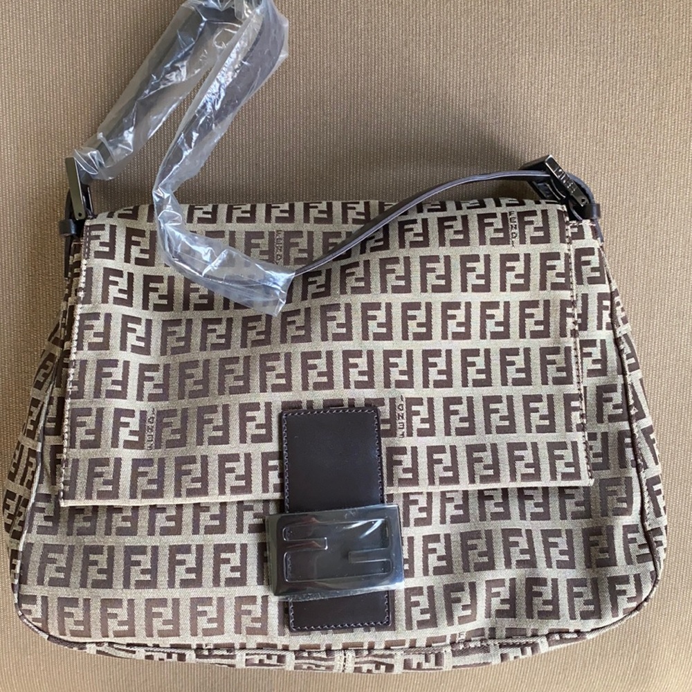 Brand new Vintage Fendi Brown Logo Bag